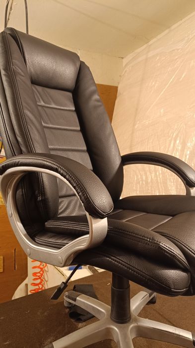 Ремонт мебели ,перетяжка мебели.Ремонт матрасов. Диван , кресло