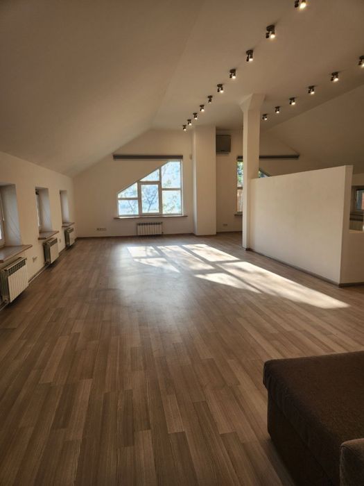 Отдельно стоящее офисное здание. Собственник