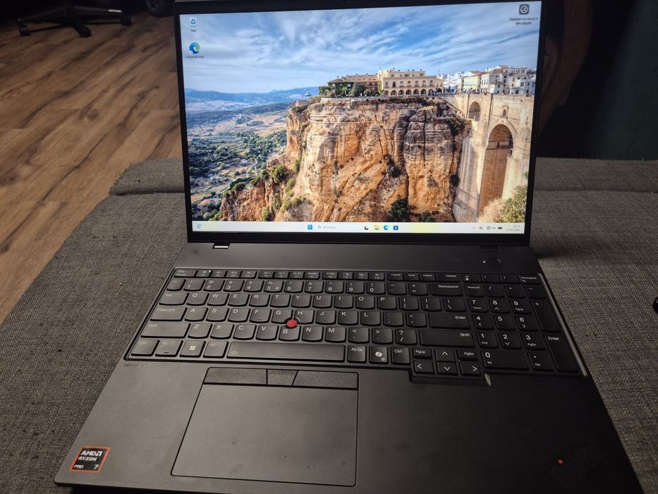 Lenovo thinkpad L16 gen2 ryzen 7 pro