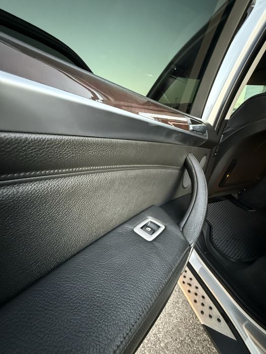 bmw x5 e70 2007 3.0 бензин