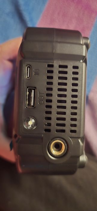 Booster rozruchowy 6000A jump starter usb powerbank kompresor pompka do koł latarka