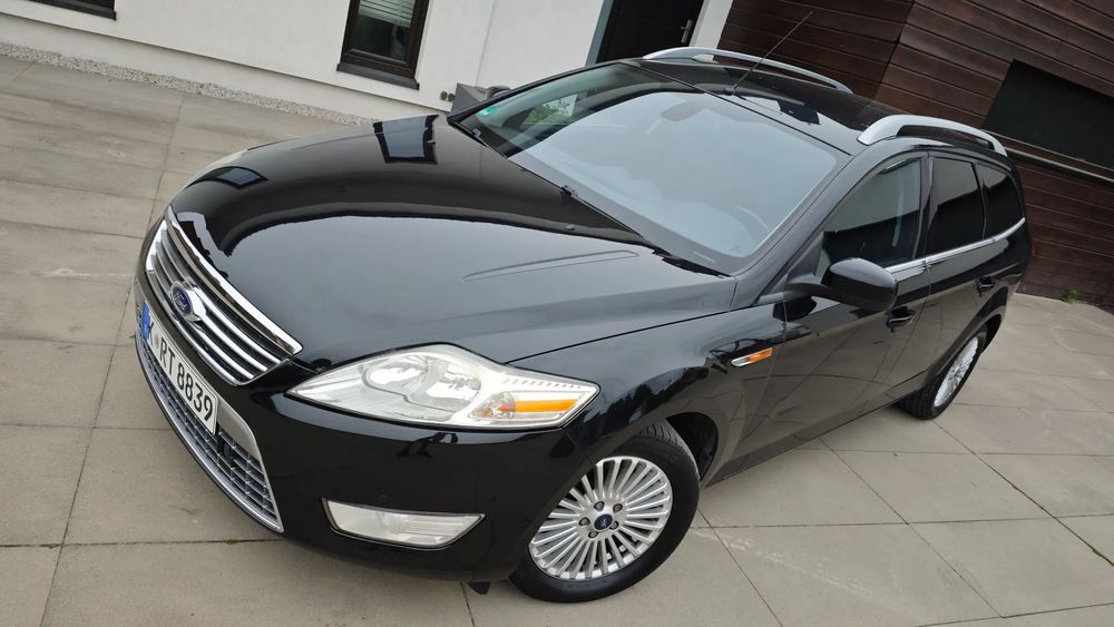 Ford Mondeo 2.0 Benzyna Titanium Convers+ Cz. Park Grz. Fotele SONY