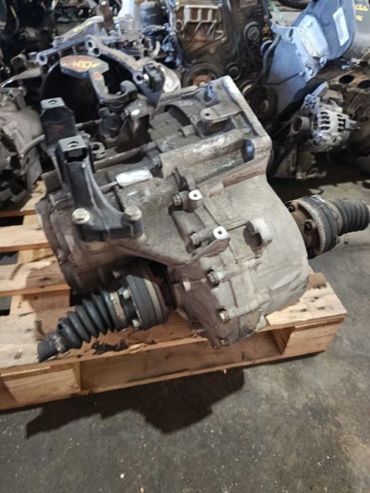 Caixa de velocidades Seat Ibiza 6L 1.9 TDi 130cv REF: HDS