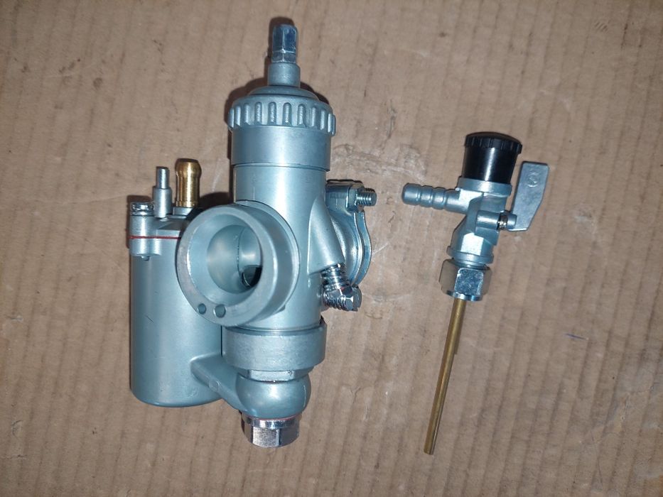 Nowy zestaw kpl gaznik+ kranik wsk125 wfm pl