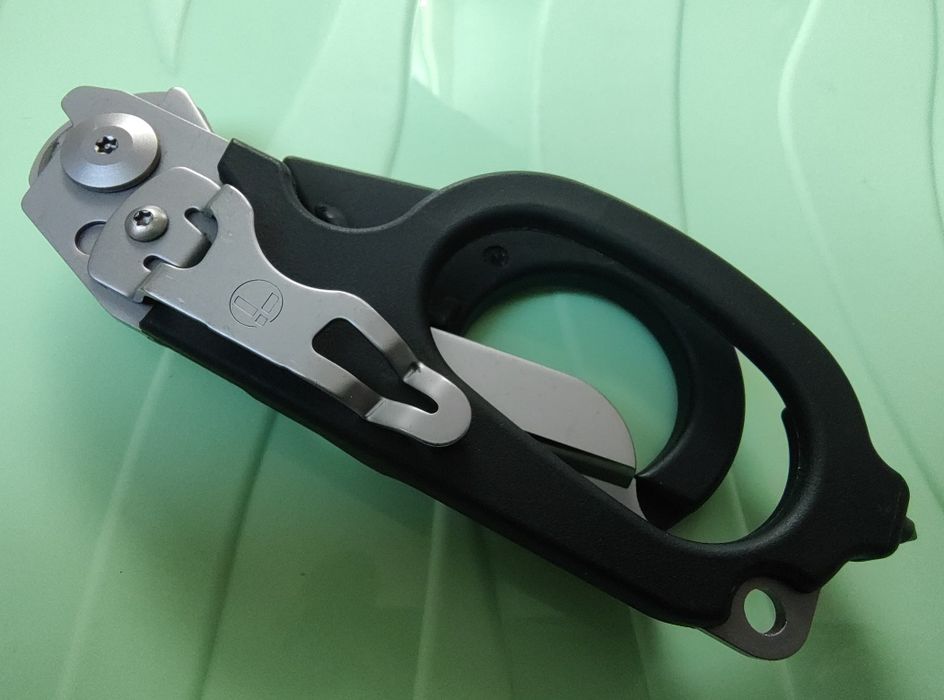 Leatherman Raptor Rescue