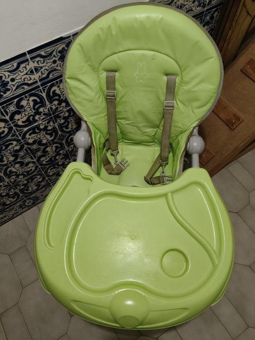 Cadeira de refeição