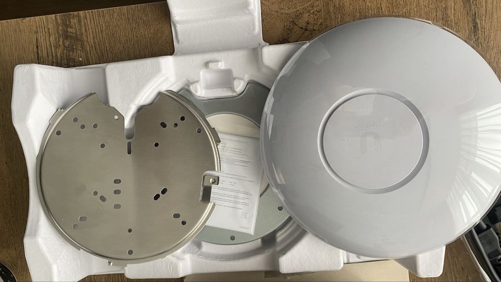 Точка доступу Wi-Fi Ubiquiti UniFi 6 PRO (U6-PRO)