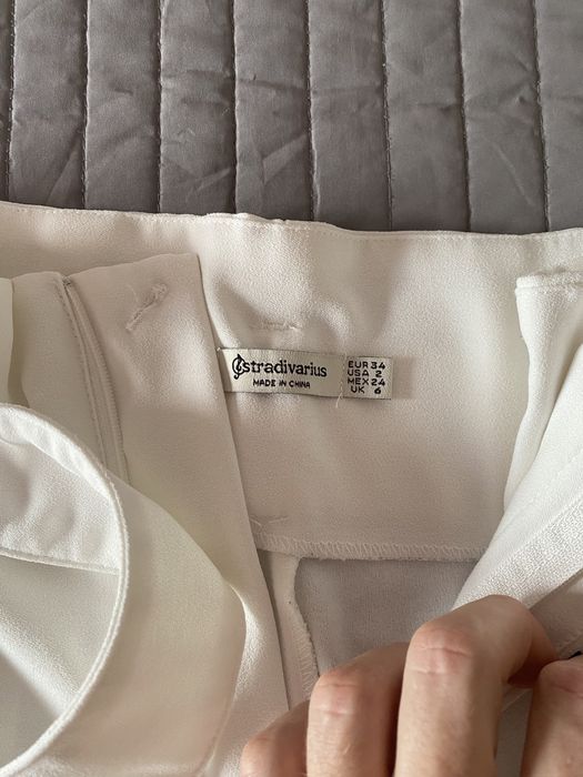 Calças brancas Stradivarius