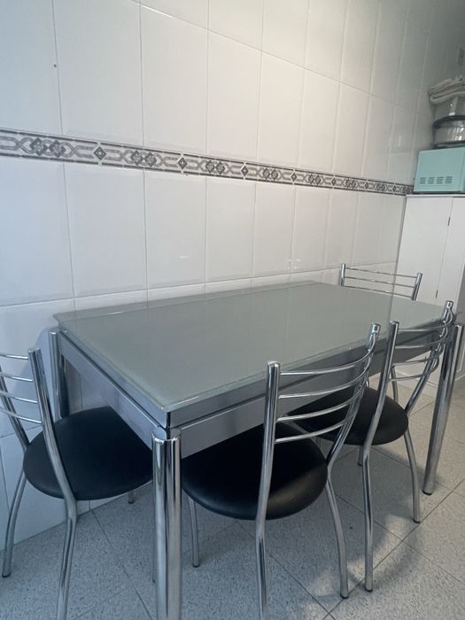 Mesa cozinha extensivel vidro + 5 cadeiras