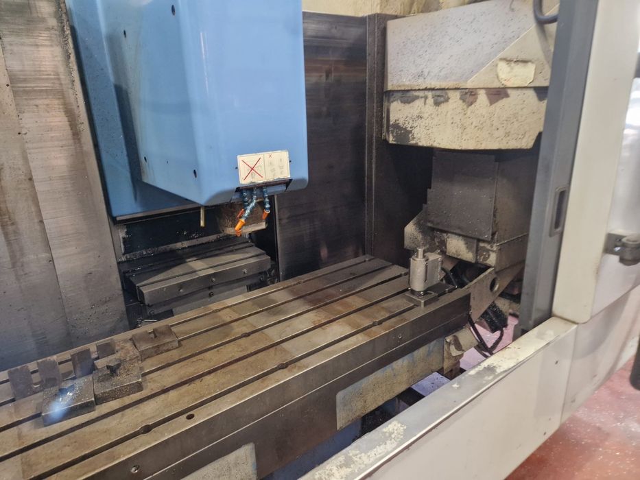 Centrum cnc Mazak VTC20B