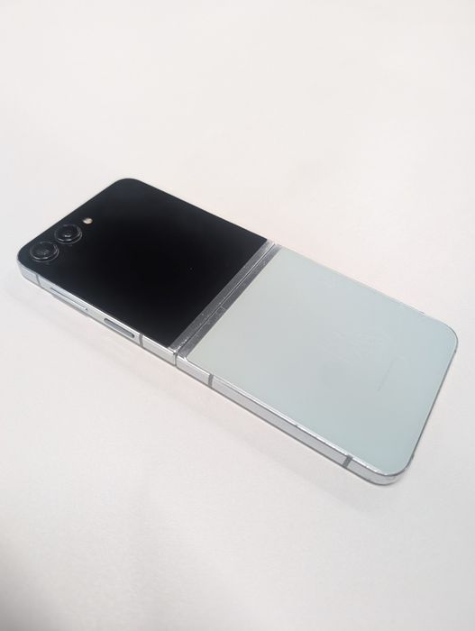 Samsung galaxy z flip 5 8/256