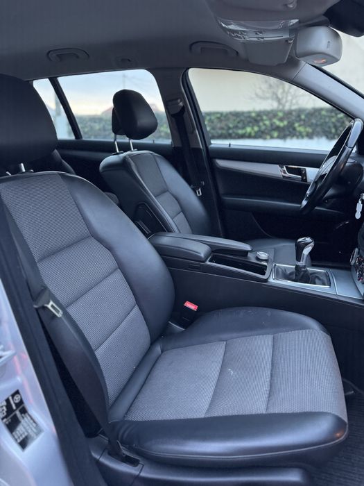 Mercedes-Benz C180 | 2009 | Gasolina | 221.000 km