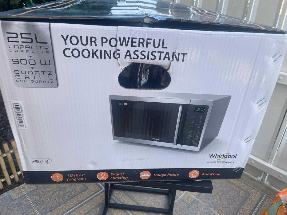 Micro-ondas WHIRLPOOL MWP 254 SB (25 L - Com Grill - Preto)