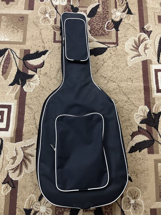 Акустична гітара  4/4 з нейлоновими струнами