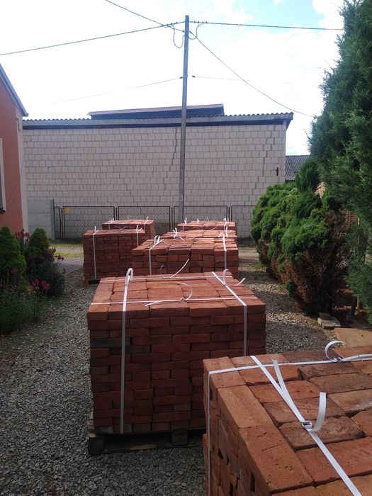 Cegła czerwona stara