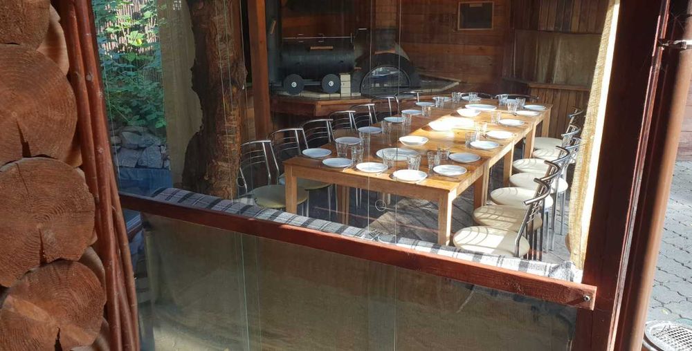 Зруб з Карпат. ЕКО дворик, бесідка, банька, чан, озерце, генератор