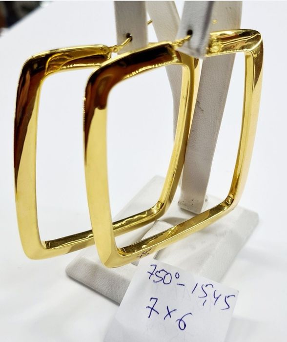 Продам золотые серьги-конго