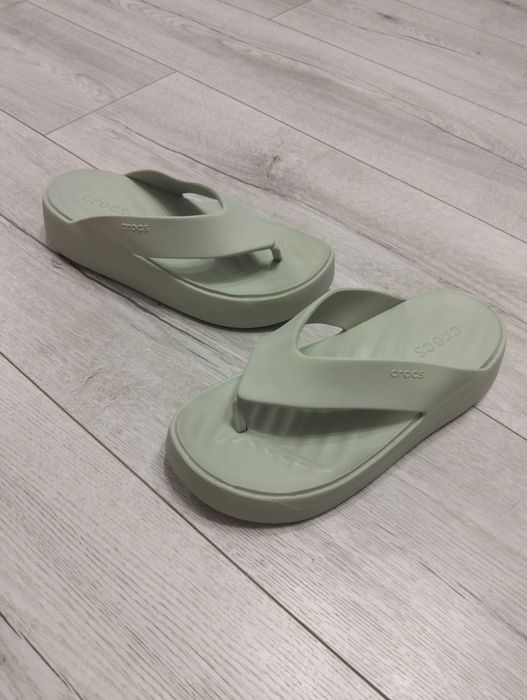 Жіночі шльопки Crocs 37 р.23см нові