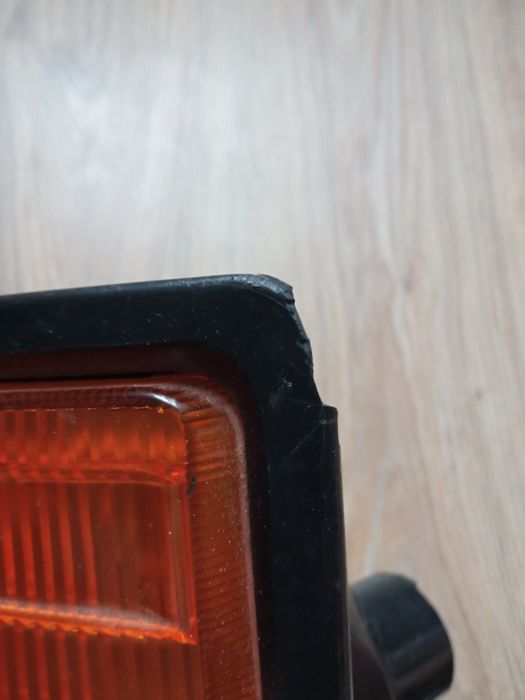 Указатель поворота Мерседес МВ100 W631 правый