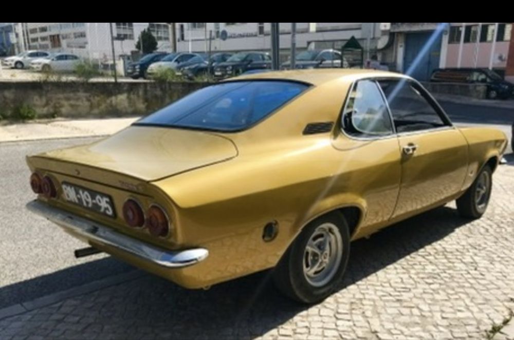 Toyotas KE 20 Carros antigos e peças varias