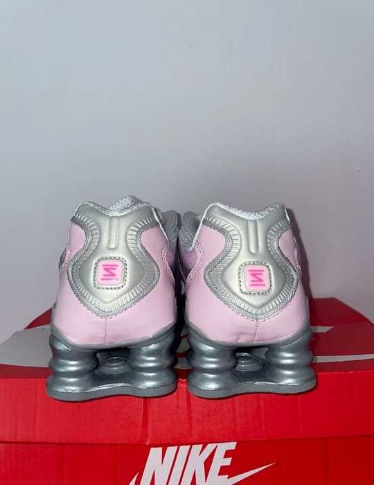 Nike Shox TL, jasnoróżowy / rozmiar 39
