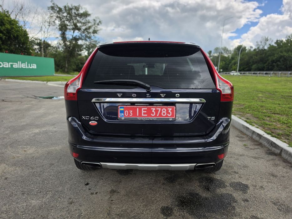 Продам Volvo xc60 2016 2.0