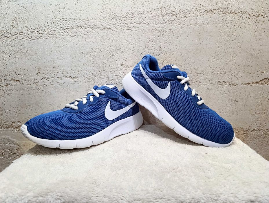 Damskie sneakersy NIKE TANJUN r.36,5 stan bardzo dobry