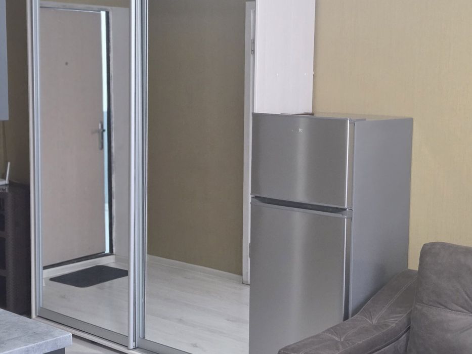 новострой Павла Кравцова  Сдам красивую 1 комнатную квартиру