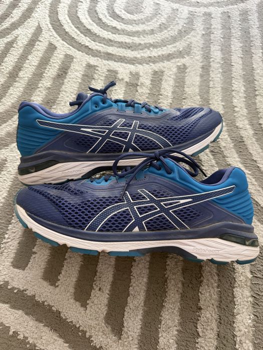 Buty asics do biegania