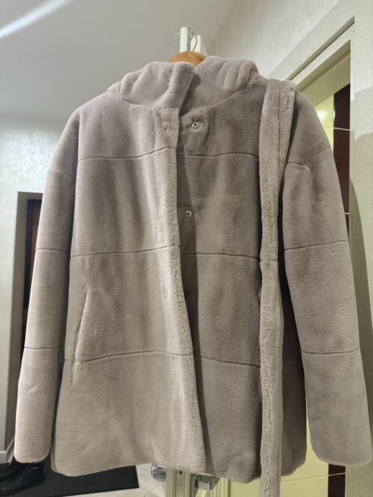 Шуба жіноча капішон