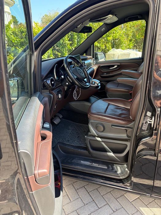 Vendo Mercedes V220