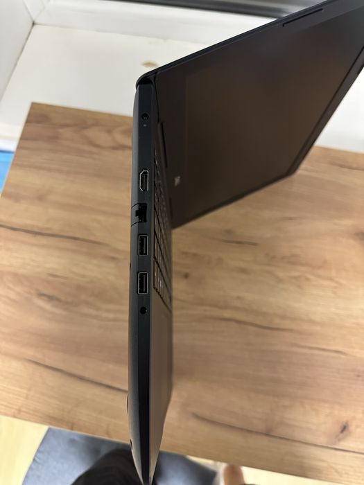 Ноутбук Dell Vostro 3581