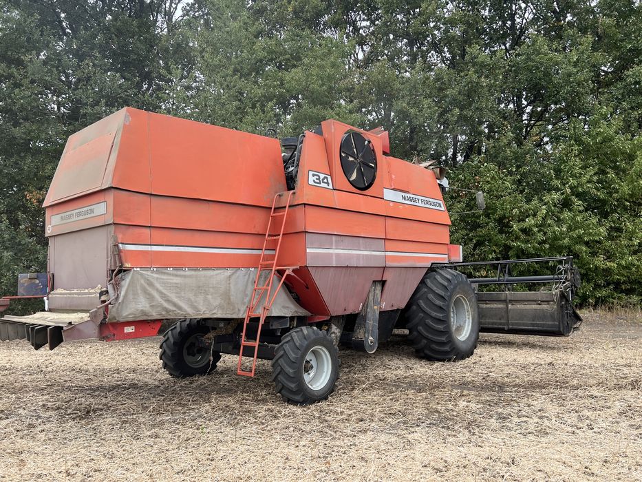 Комбайн Massey ferguson 34
