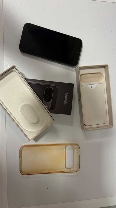 Google Pixel 9 5G – 12 GB / 128 GB – Obsidian Black – na gwarancji