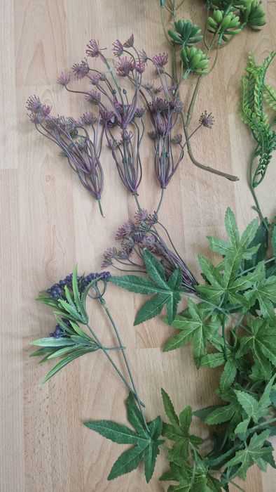 Zestaw sztucznych roślin do terrarium lub akwarium - dekoracja