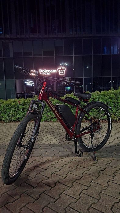 Wynajem rowerów elektrycznych Duży zasięg, szybkie ładowanie 5A