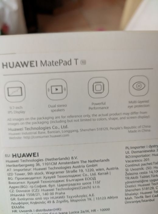 Huawei MatePad T10 com duas capas incluídas