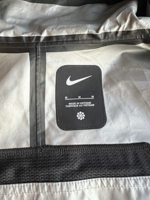 Męska kurtka Nike Trial Gore Tex Infinium. Rozmiar M.