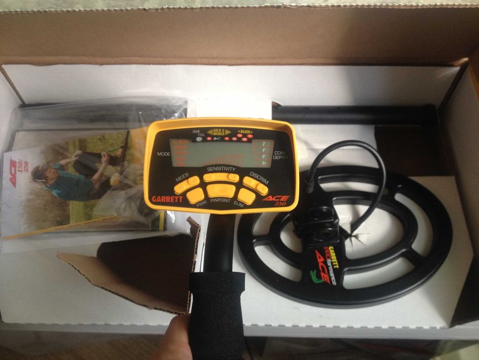 Металошукач Garrett Ace 250 гунтовий металодетектор Металлоискатель