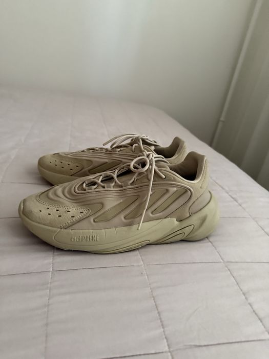 Кросівки adidas ozelia + футболка адідас