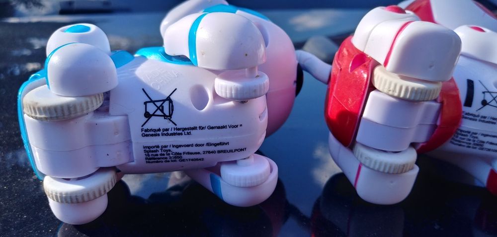 Dwie zabawki interaktywne Cobi Robokotek i Robopiesek
