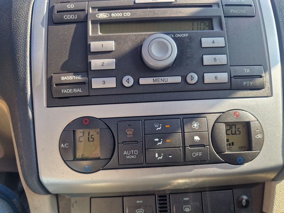 Ford Focus 2005r. 1.6 benzyna