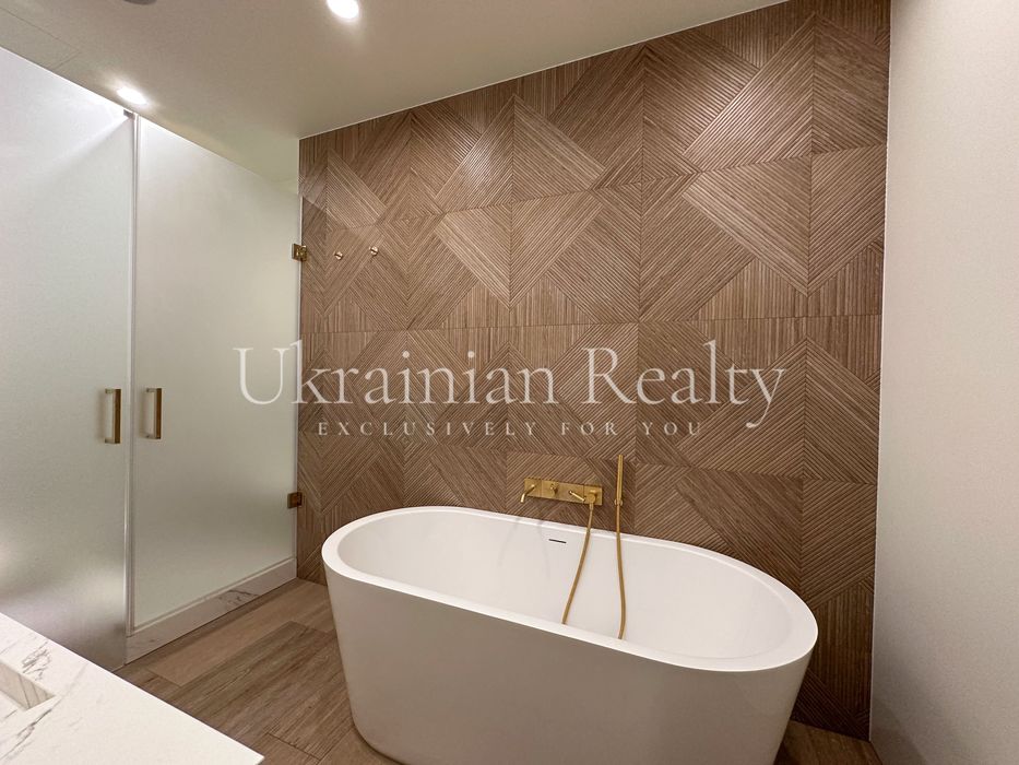 Продаж квартири з терасою 250 м²  ЖК A-52. Січових Стрільців, 44а