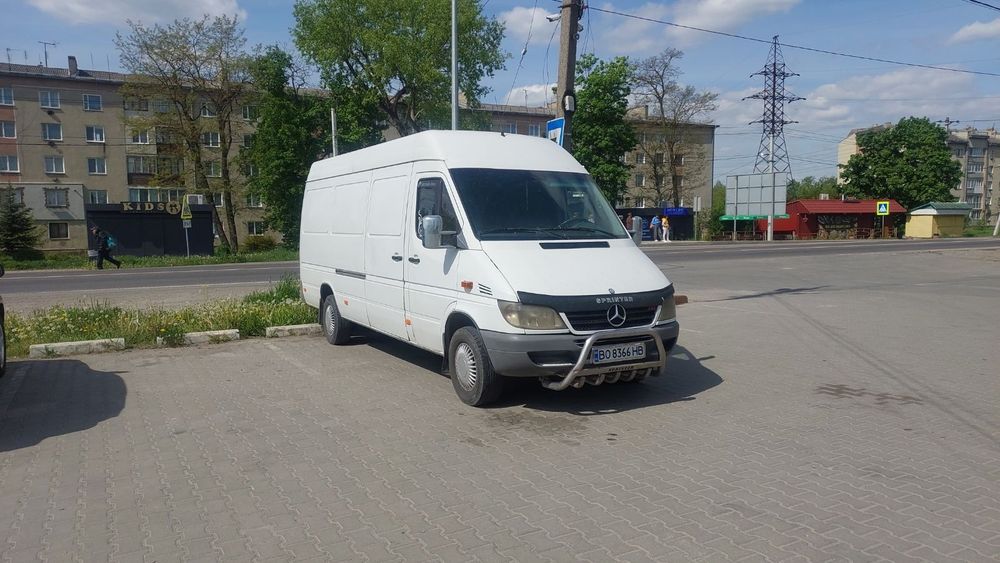 Вантажні перевезення