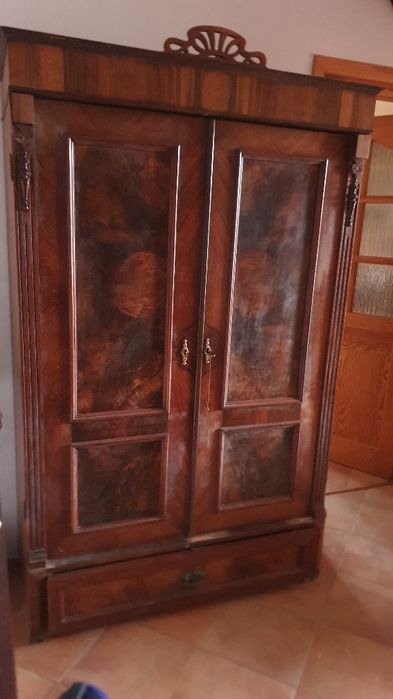 Solidna szafa antyk piekna