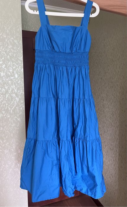 Класное платье Koton р. 38