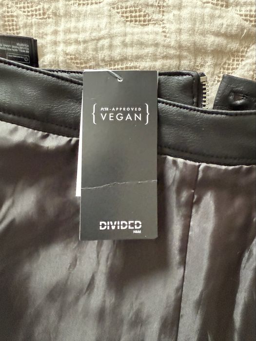 Saia pele vegan H&M nova