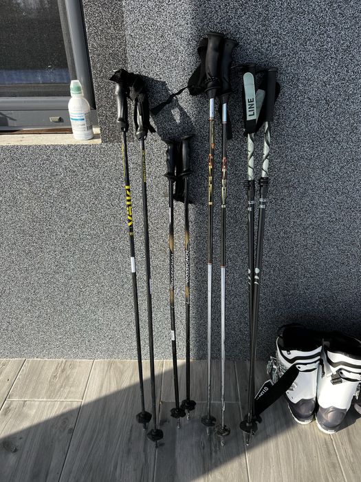 Гірськолижне спорядження, лижі, палиці, шлеми