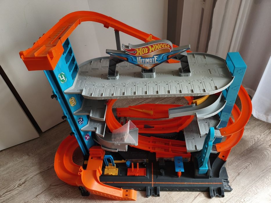 Tor HotWheels Rekin