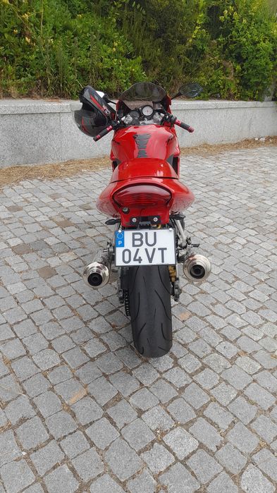 Honda vtr1000firestorm